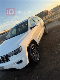 جیپ گراند شیرۆکی